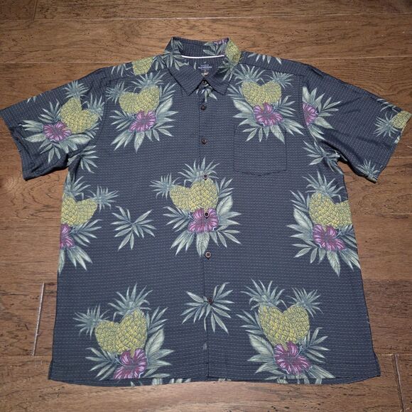 Quiksilver Other - Quicksilver Waterman Collection Men’s XXL Comfort Fit Hawaiian Floral Pineapple
